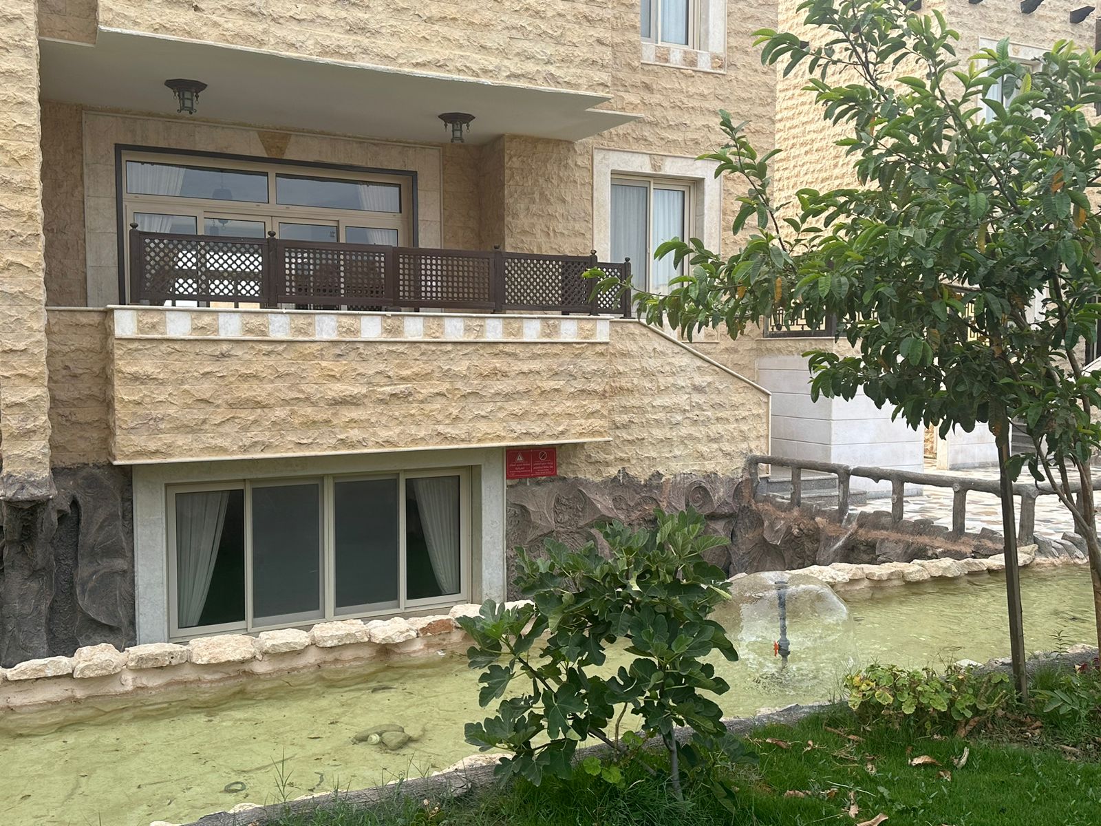 Large Villa image 1
